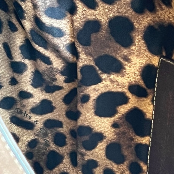 Dolce & Gabbana “Miss Catch” brown handbag. - Picture 10 of 11